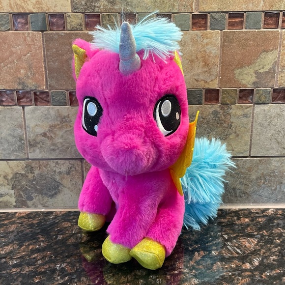 Tic Tac Toy Light Up Hug Plush with Wings & XOXO Friends with Glittery Wings - Picture 3 of 9